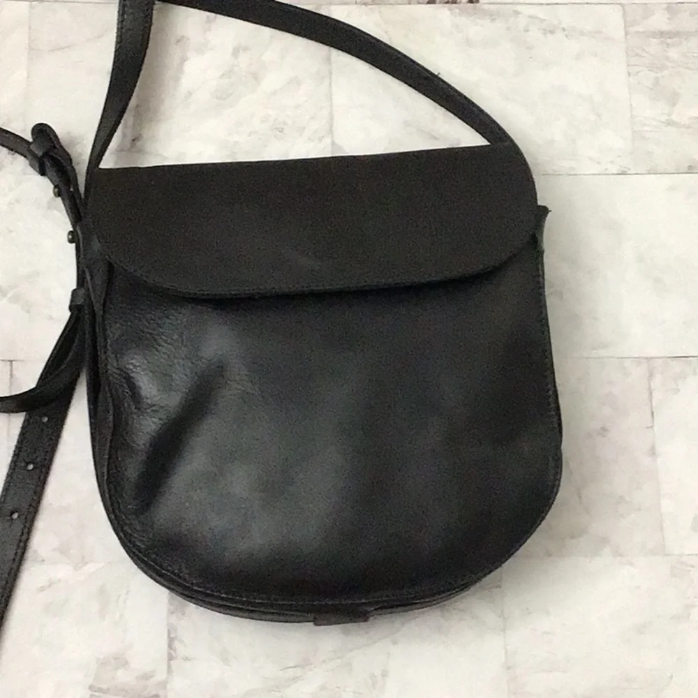 Roots Black Leather Crossbody Bag - Picture 2 of 8